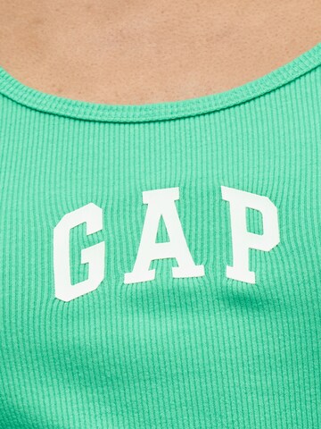 GAP Top in Green
