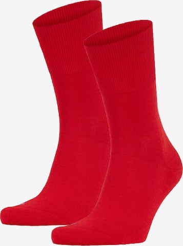 Chaussettes de sport FALKE en rouge : devant