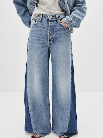 Pull&Bear Wide leg Jeans in Blauw: voorkant