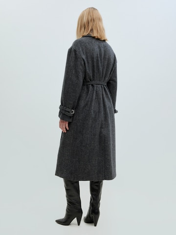 EDITED Between-Seasons Coat 'Mareile' in Grey