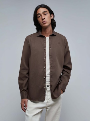 Scalpers Regular fit Button Up Shirt in Brown: front