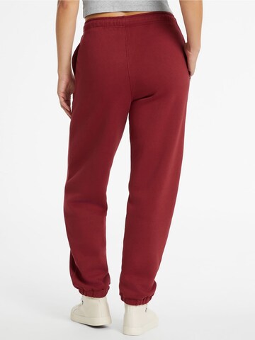 GUESS JEANS Tapered Pants in Red