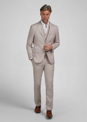 HECHTER PARIS Slim fit Suit in Red
