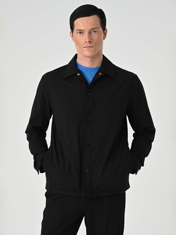 Antioch Between-season jacket in Black