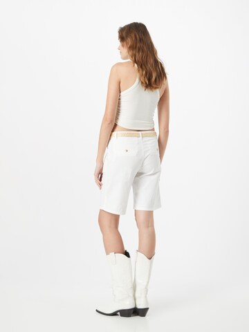 ESPRIT Ohlapna forma Chino hlače | bela barva