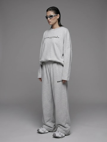 QWX2 - Sudadera 'URBAN' en gris