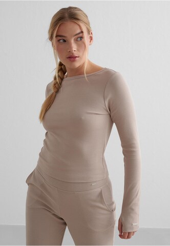 Aim'n Shirt 'Ease' in Braun: Vorderseite