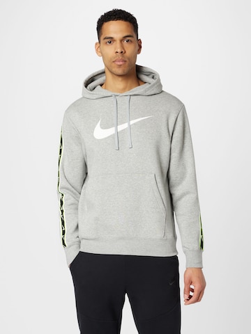 Nike Sportswear - Sweatshirt 'Repeat' em cinzento: frente