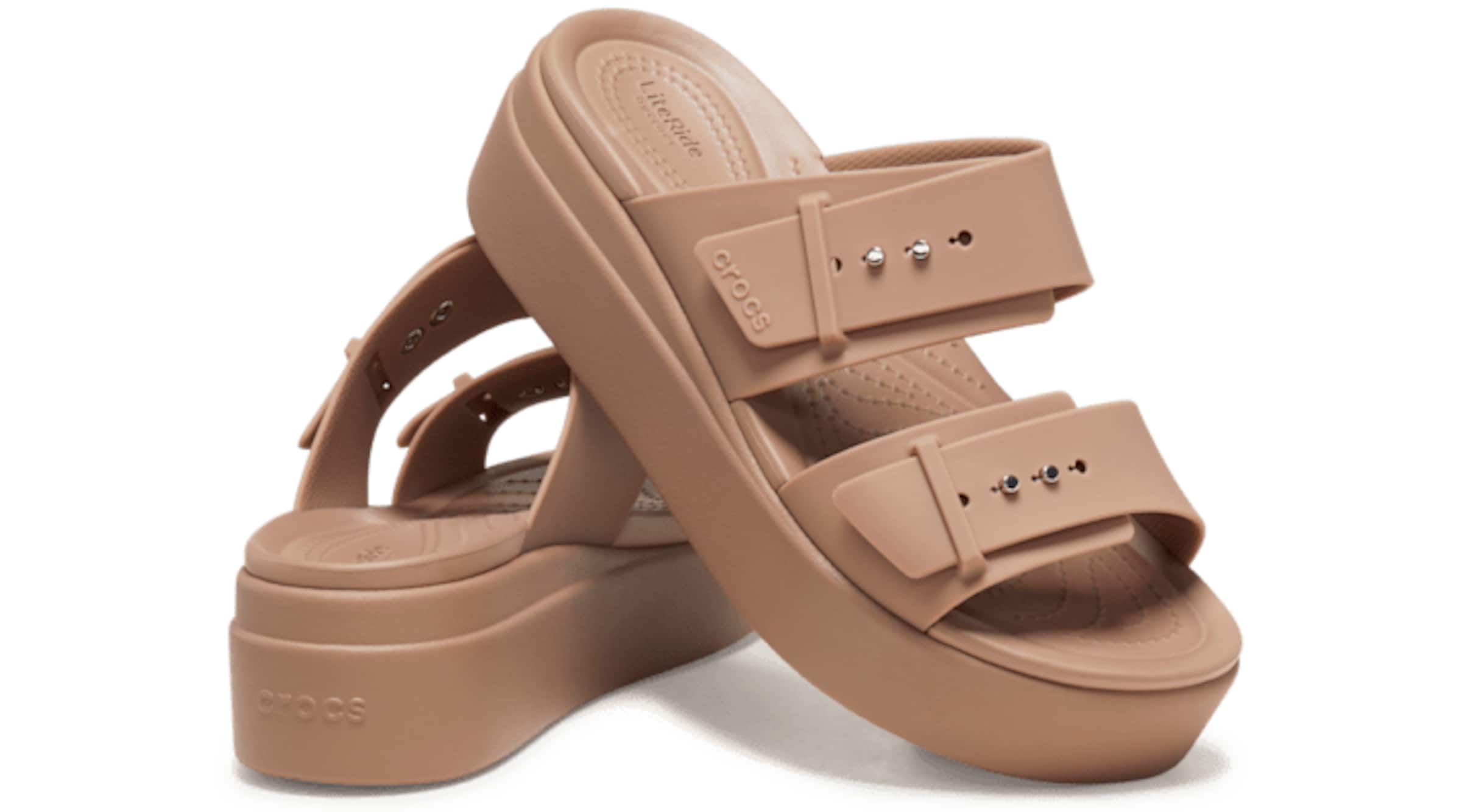 Crocs Šľapky 'Brooklyn ' - Hnedá