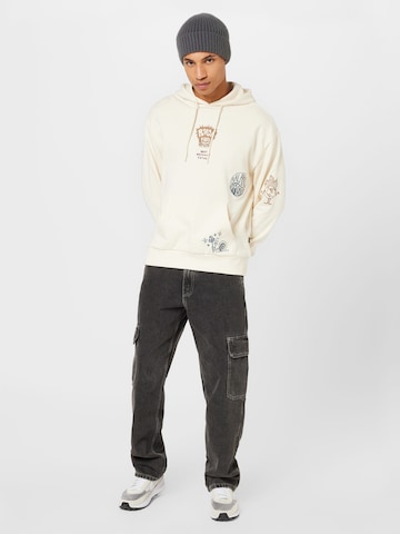 RVCASweater majica 'SCORCHED' - bijela boja