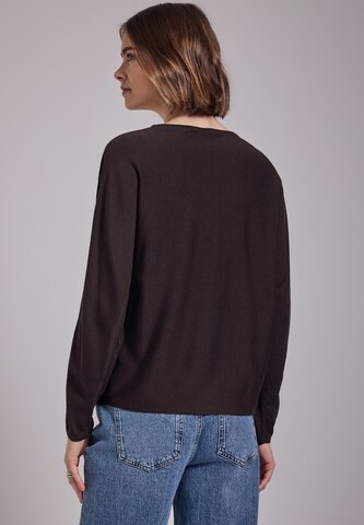 Street One Studio V-Neck Pullover in Braun