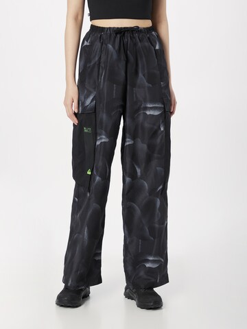 Wide leg Pantaloni sport 'City Escape ' de la ADIDAS SPORTSWEAR pe negru: față