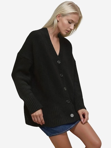Cardigan 'Strickjacken' Hiccup en noir : devant
