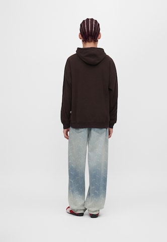 Sweat-shirt 'Essentials Elevated' PUMA en marron