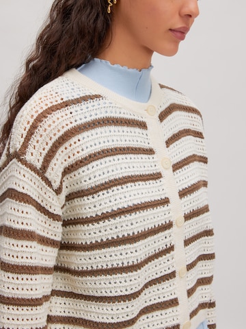 Cardigan 'Ida' EDITED en beige