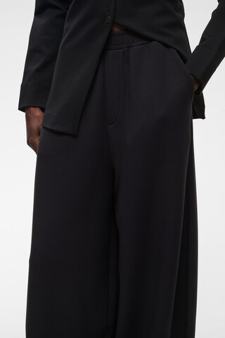 InWear - Loosefit Pantalón en negro