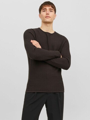 JACK & JONES Trui in Bruin: voorkant