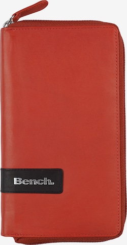 BENCH Wallet in Red: front