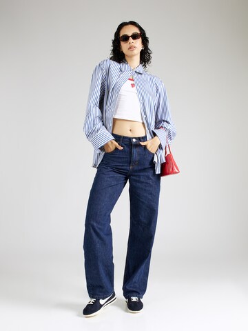 BDG Urban Outfitters Lużny krój Jeansy w kolorze niebieski