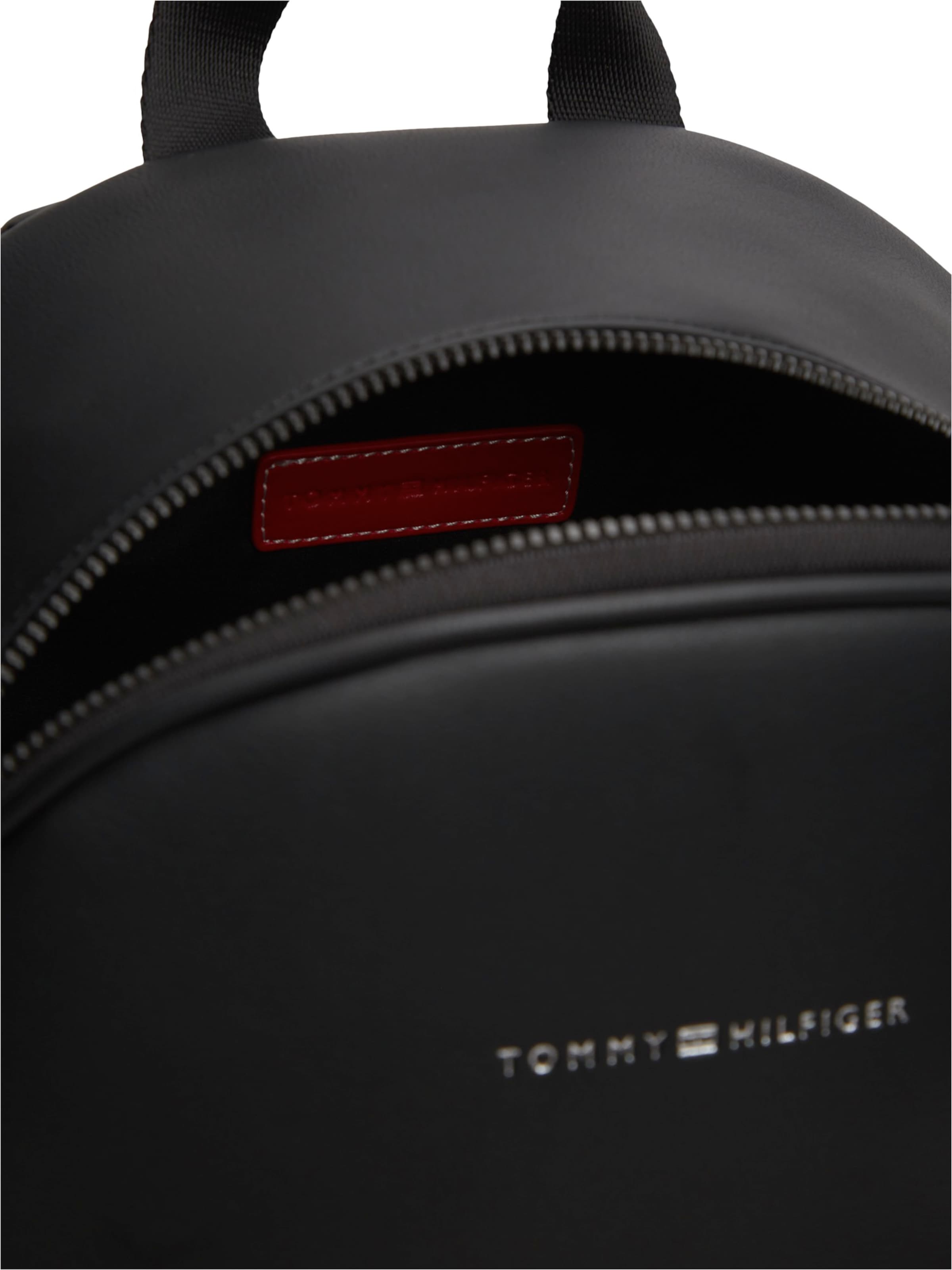 TOMMY HILFIGER Rugzak 'METRO' in Zwart