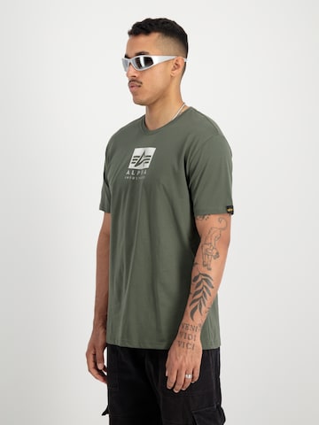 ALPHA INDUSTRIES Koszulka w kolorze zielony: przód