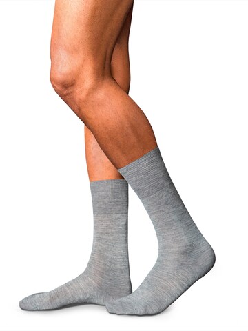 FALKE Socks 'No. 6 Finest Merino & Silk' in Orange