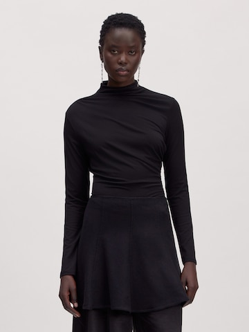 Pull-over 'Faye' EDITED en noir : devant