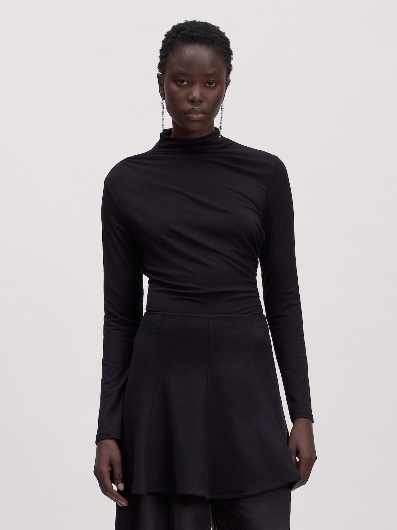 EDITED Producten Shirt 'Faye' Zwart