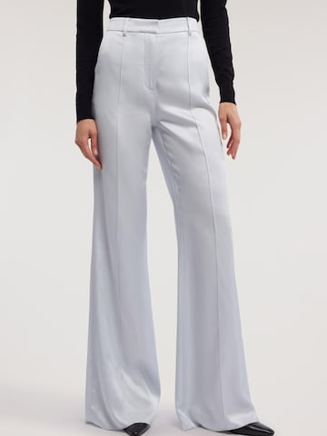 Pantaloni di Trussardi in blu