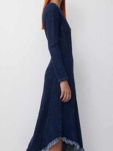 Pull&Bear Kleid in Blau