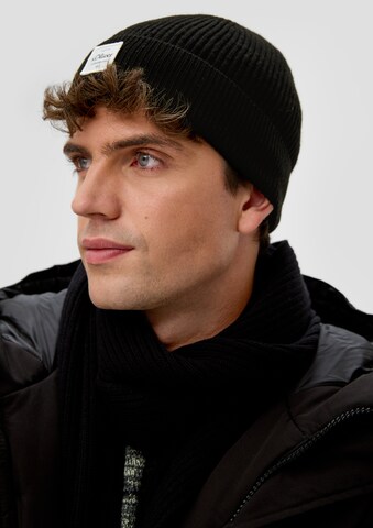 s.Oliver Beanie in Black