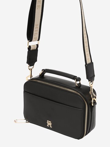 TOMMY HILFIGER Handbag 'Iconic' in Black