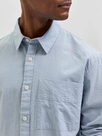 SELECTED HOMME Regular fit Button Up Shirt 'Axel' in Blue