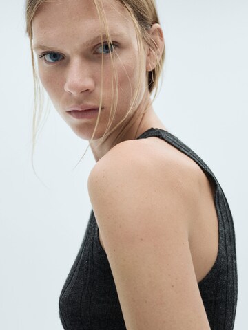 MANGO Gebreide top 'OPORTO' in Grijs