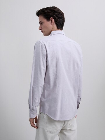 Scalpers Слим Рубашка 'New Oxford' в Красный