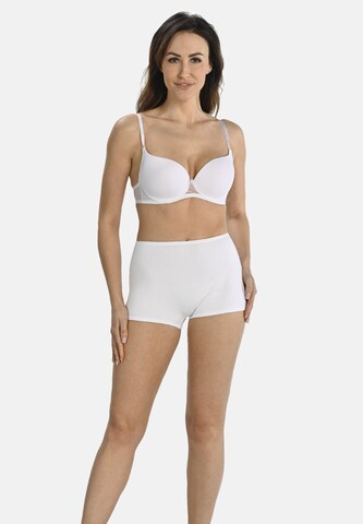 TEYLI Boyshorts 'Andreaa' in White: front