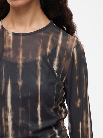 ROUGE EDIT Shirt in Grijs