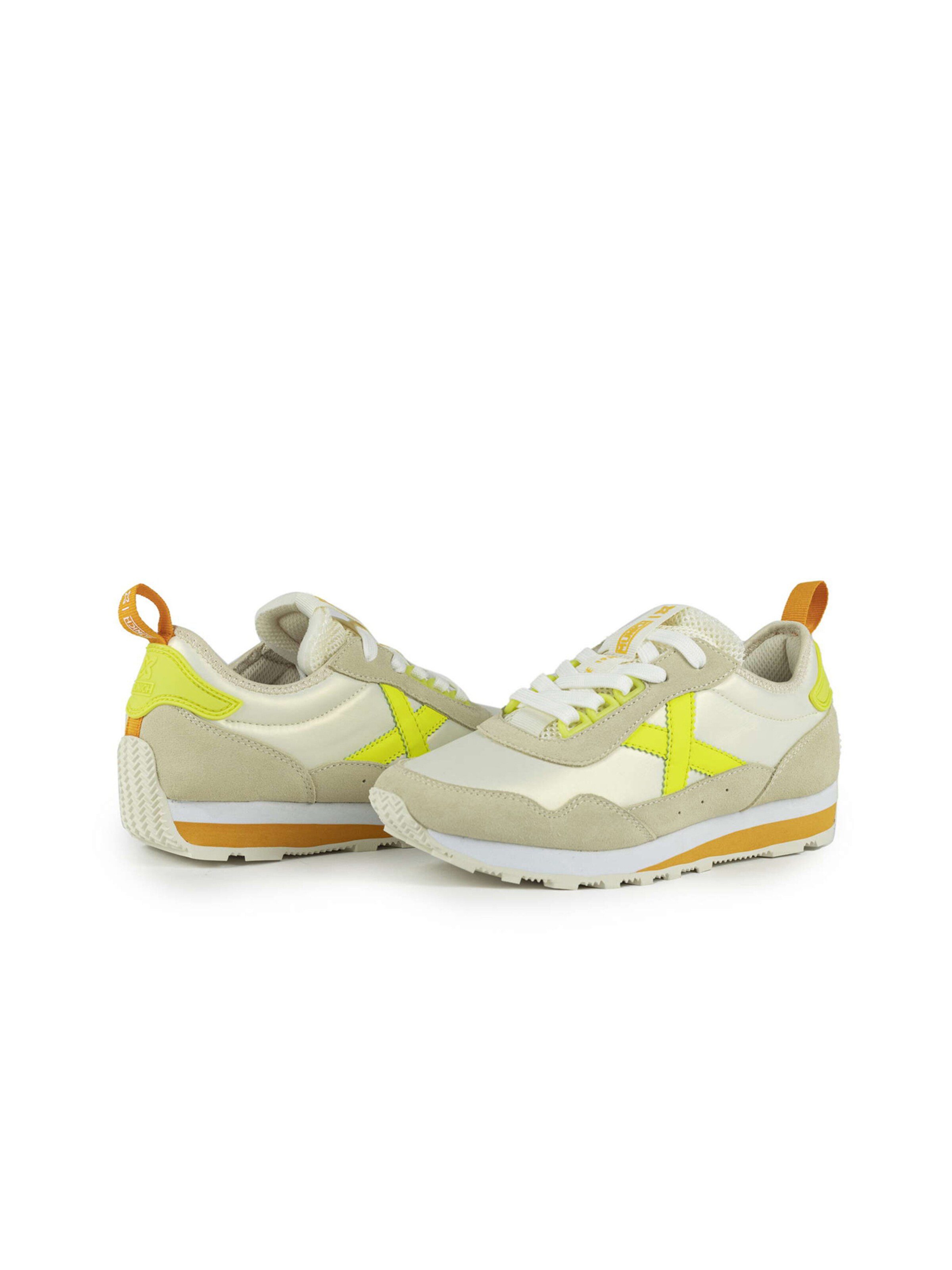 MUNICH Sneaker low 'UM' i beige