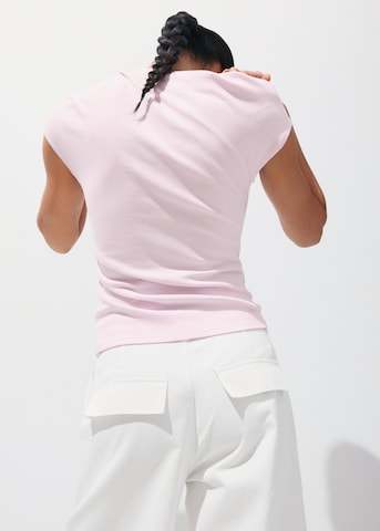 MANGO T-shirt 'JULINE' i rosa