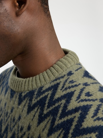 SELECTED HOMME Свитер 'SLHPine' в Зеленый