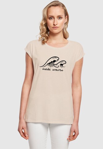 Merchcode T-Shirt 'Summer - Make waves' in Beige: predná strana