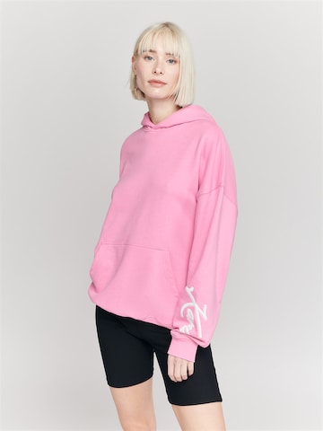 ABOUT YOU x StayKid Sweater 'Kolumna' in Pink: front