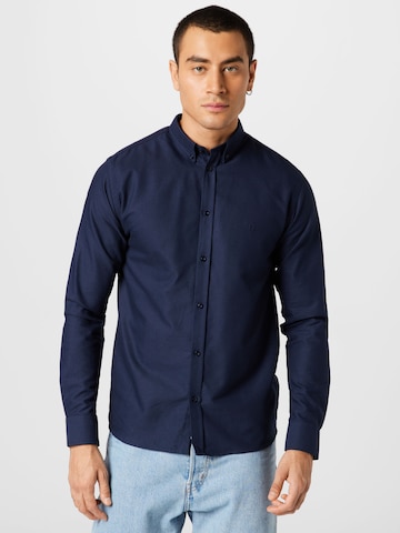 Les Deux - Ajuste estrecho Camisa 'Christoph' en azul: frente