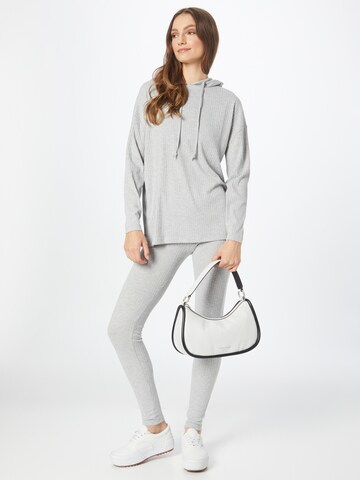 PIECES - Jersey 'MOLLY' en gris