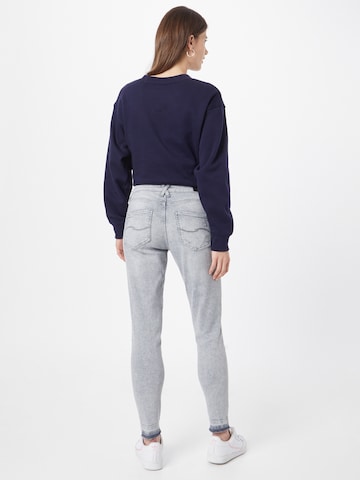 Coupe slim Jean QS en gris