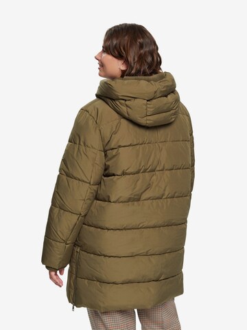 Esprit Curves Winter Coat in Green