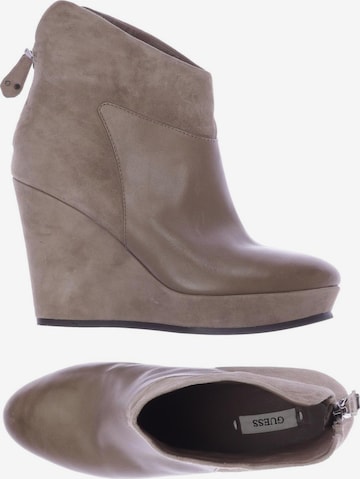 GUESS Stiefelette 40 in Beige: predná strana