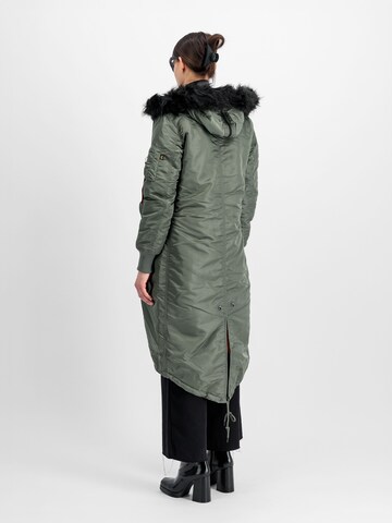 ALPHA INDUSTRIES Winter Parka 'Long Fishtail' in Green