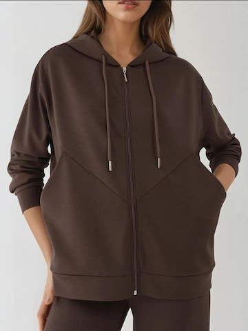 Hiccup Sweatjacke in Braun