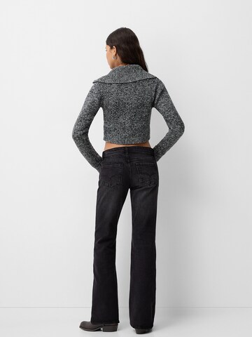Bootcut Jeans di Bershka in nero